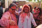 Dolly Bindra, Bappi Lahiri at Bappi Lahiri_s Holi Celebration at home on 27th March 2013 (24).JPG